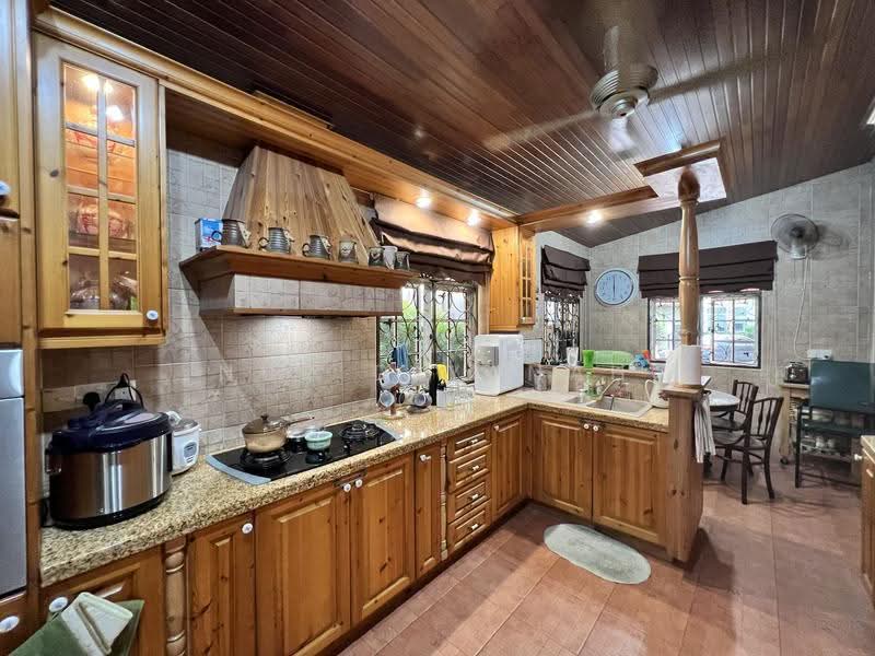 Bungalow House untuk Dijual di Bukit Jelutong (Shah Alam) - Nur Diyanah - Kitchen - PropertyGuru.com.my