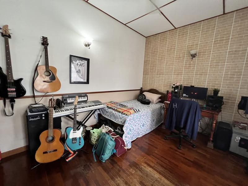 Bungalow House untuk Dijual di Bukit Jelutong (Shah Alam) - Nur Diyanah - Bedroom - PropertyGuru.com.my