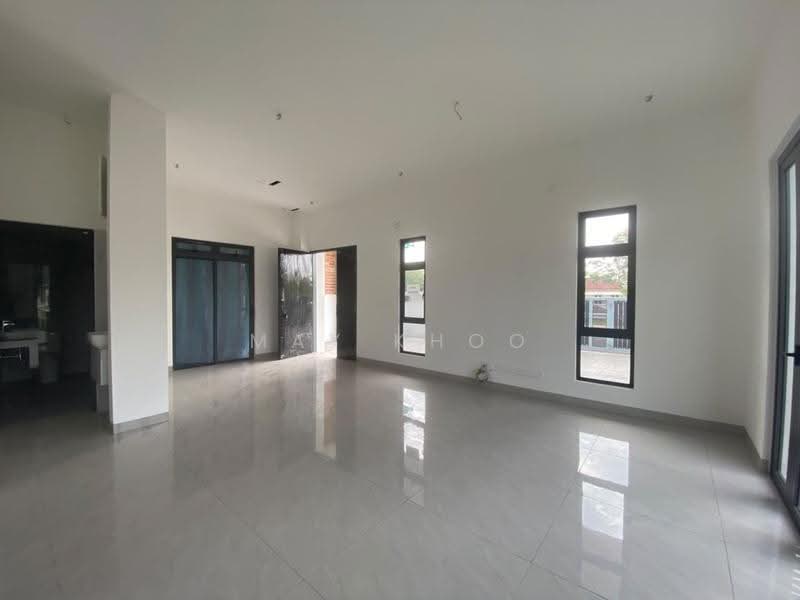 Semi-Detached House for Sale in Johor Bahru (Johor) - May Khoo - Living Room - PropertyGuru.com.my
