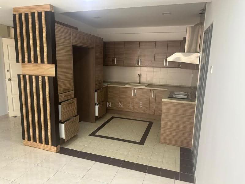 Kondominium untuk Dijual di Endah Puri - Annie Lee - Kitchen - PropertyGuru.com.my