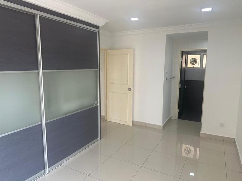 Kondominium untuk Dijual di Endah Puri - Annie Lee - Master Room - PropertyGuru.com.my