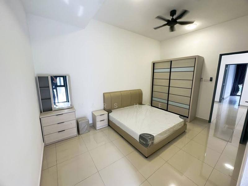 Rumah Kluster untuk Disewa di Bandar Pulai Jaya (Kulai) - Mars Hoe - Bedroom - PropertyGuru.com.my