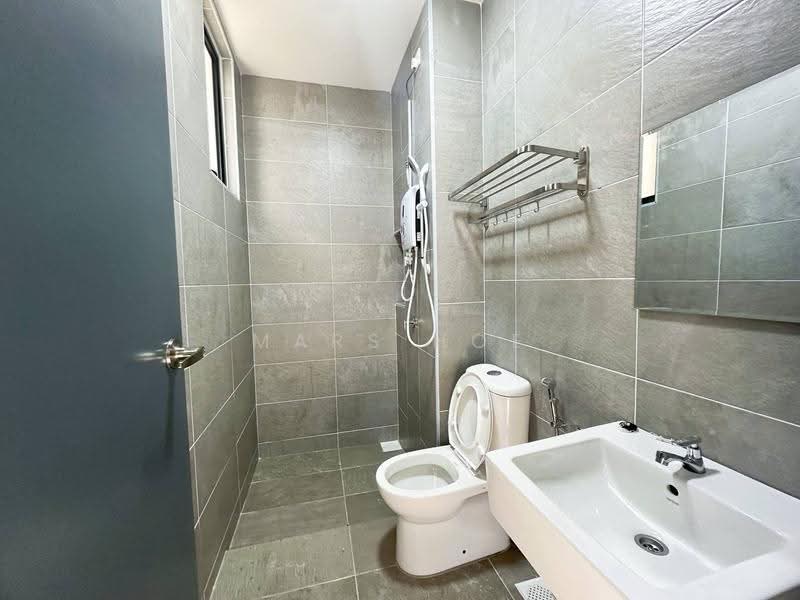 Rumah Kluster untuk Disewa di Bandar Pulai Jaya (Kulai) - Mars Hoe - Bathroom - PropertyGuru.com.my