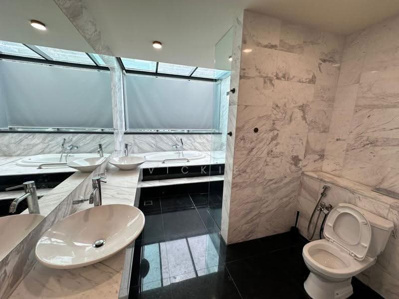 Townhouse for Rent in Bukit Kiara (Kuala Lumpur) - Vickie Foong - Bathroom - PropertyGuru.com.my