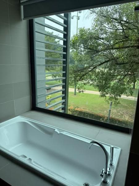 Townhouse for Rent in Bukit Kiara (Kuala Lumpur) - Vickie Foong - Bathroom - PropertyGuru.com.my