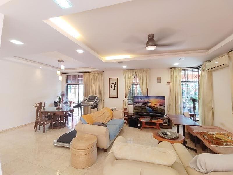 Rumah Berkembar untuk Dijual di Taman Cheng Setia (Cheng) - Carman Lua - Living Room - PropertyGuru.com.my