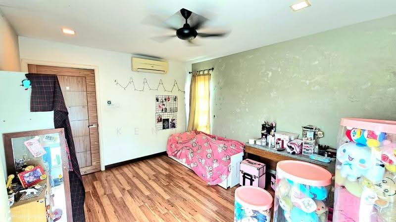 Rumah Berkembar untuk Dijual di Seksyen 14, Petaling Jaya (Petaling Jaya) - Kenny Gan - Bedroom - PropertyGuru.com.my