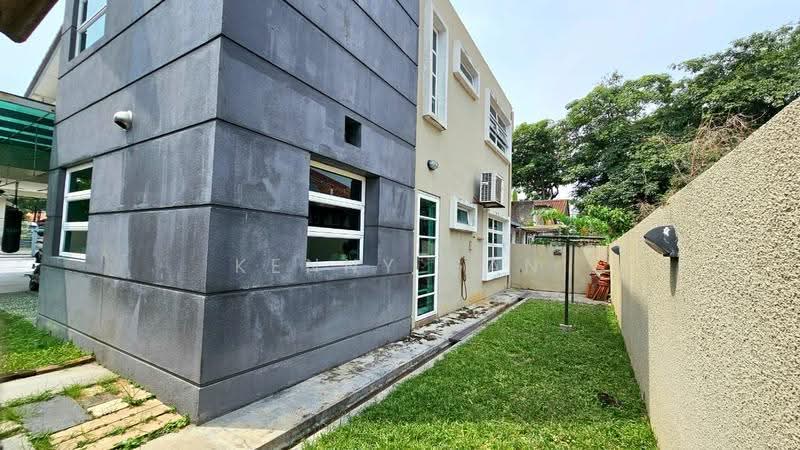 Rumah Berkembar untuk Dijual di Seksyen 14, Petaling Jaya (Petaling Jaya) - Kenny Gan - Exterior - PropertyGuru.com.my