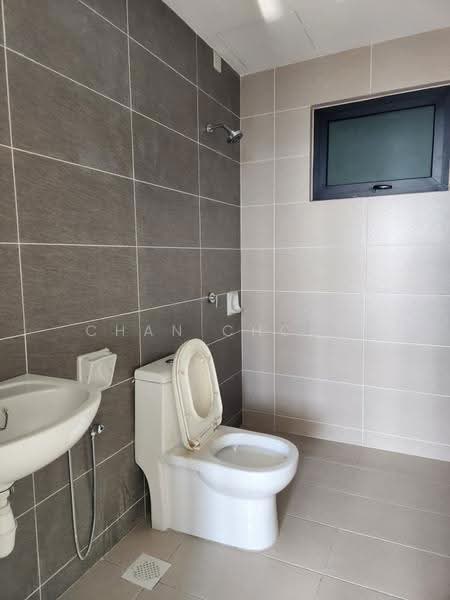 Condominium for Sale at Skyvilla @ D'Island - Chan Chong Liang - Bathroom - PropertyGuru.com.my