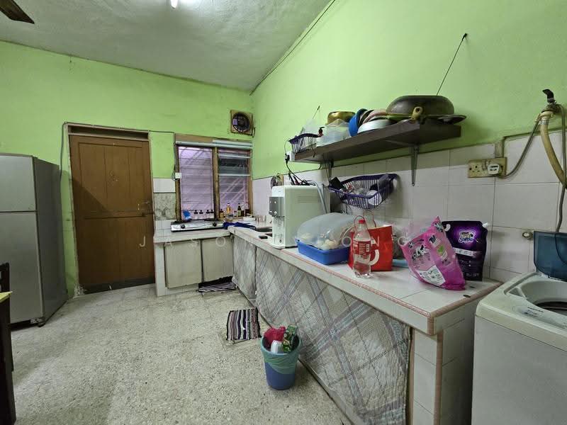 Terraced House for Sale in Taman Klang Utama (Kapar) - Jason Yeong - Kitchen - PropertyGuru.com.my