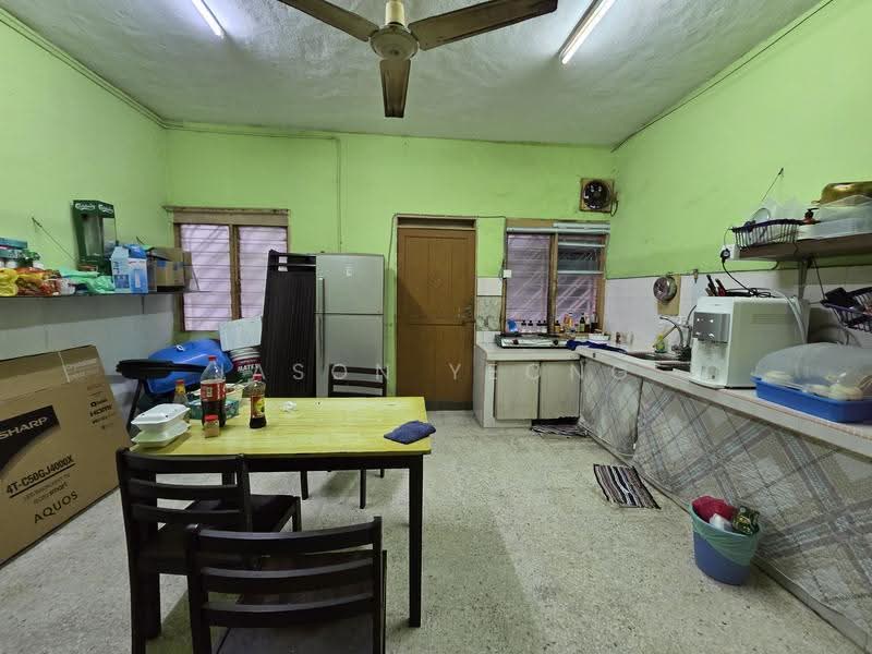 Terraced House for Sale in Taman Klang Utama (Kapar) - Jason Yeong - Kitchen - PropertyGuru.com.my