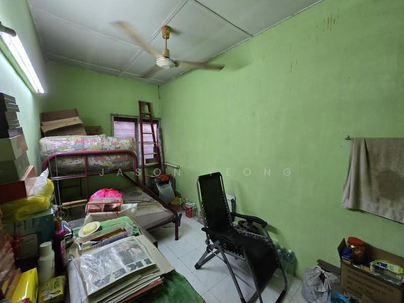 Terraced House for Sale in Taman Klang Utama (Kapar) - Jason Yeong - Bedroom - PropertyGuru.com.my