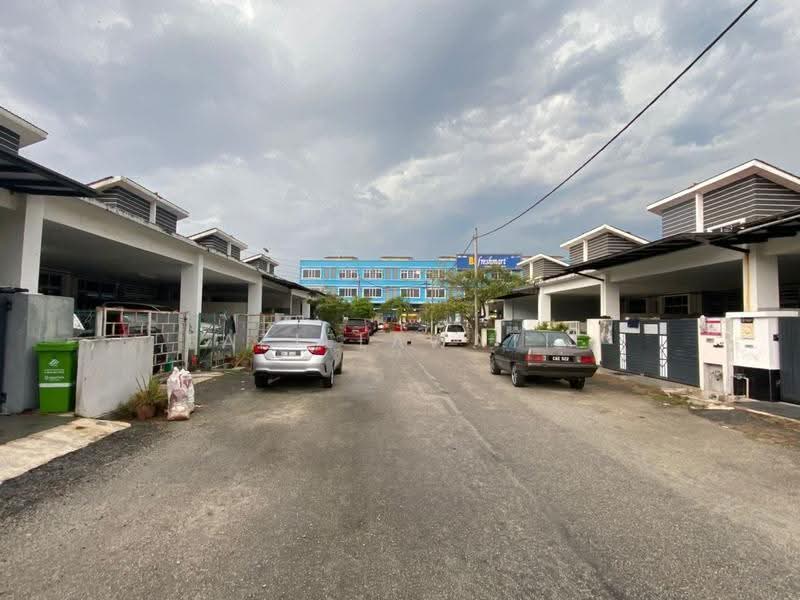1-storey Terraced House for Sale in Kuantan (Pahang) - Fazielawatie Ishak - Exterior - PropertyGuru.com.my