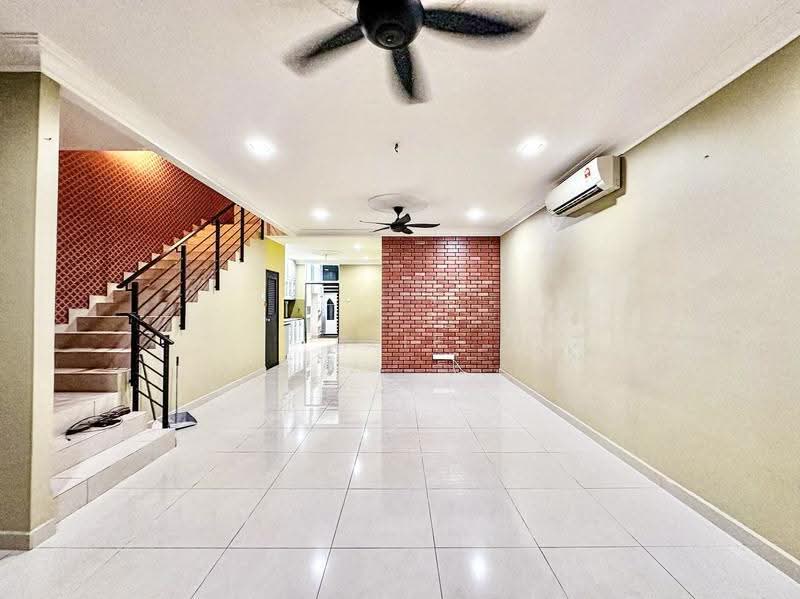 Rumah Teres 2-Tingkat untuk Dijual di Kajang (Selangor) - Alif Saad - Living Room - PropertyGuru.com.my