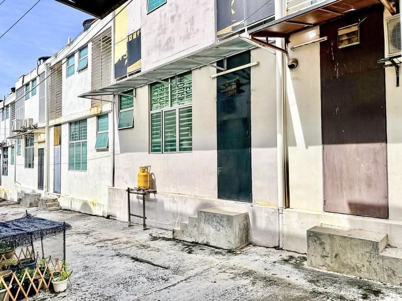 Rumah Teres 2-Tingkat untuk Dijual di Kajang (Selangor) - Alif Saad - Exterior - PropertyGuru.com.my