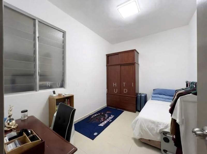 Kondominium untuk Dijual di Unipark Condominium - Nurulbahtiah Mahmud - Bedroom - PropertyGuru.com.my
