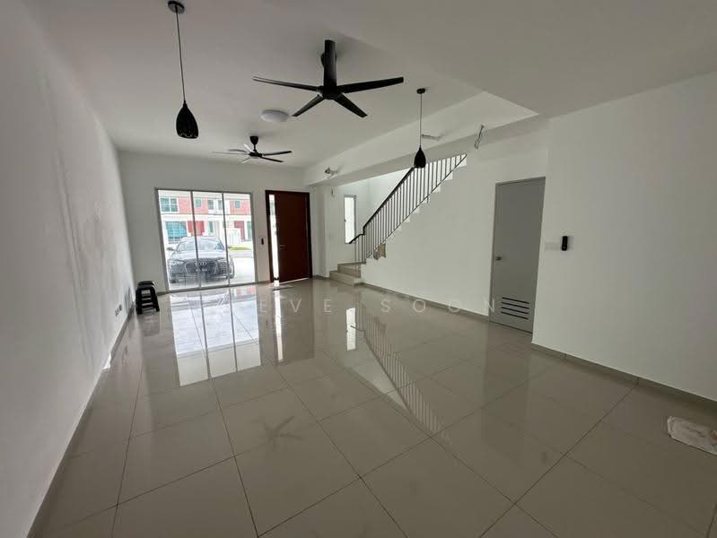 2-storey Terraced House for Sale in Kepong (Kuala Lumpur) - Steve Soon - Living Room - PropertyGuru.com.my