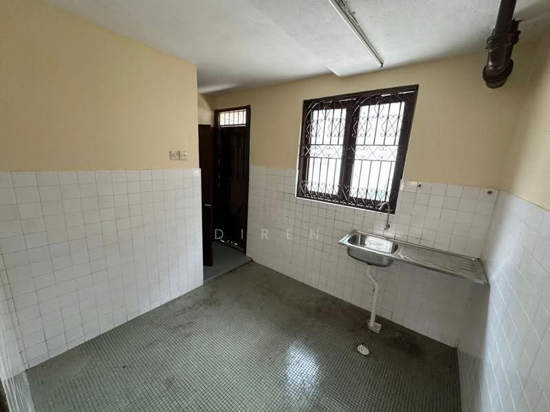 Rumah Teres 2-Tingkat untuk Disewa di Taman Melawati (Ulu Kelang) - Diren Tee - Kitchen - PropertyGuru.com.my