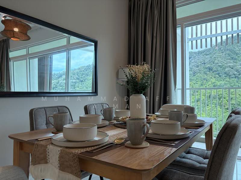 Condominium for Rent at Ferringhi Residence 2 - Muhammad Affiq Aiman Hamdan - Dining Room - PropertyGuru.com.my