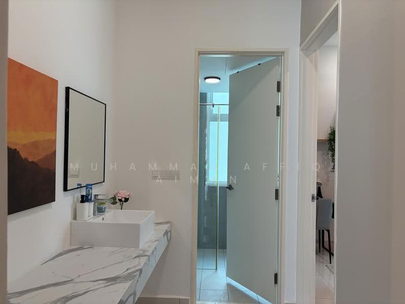 Condominium for Rent at Ferringhi Residence 2 - Muhammad Affiq Aiman Hamdan - Bathroom - PropertyGuru.com.my
