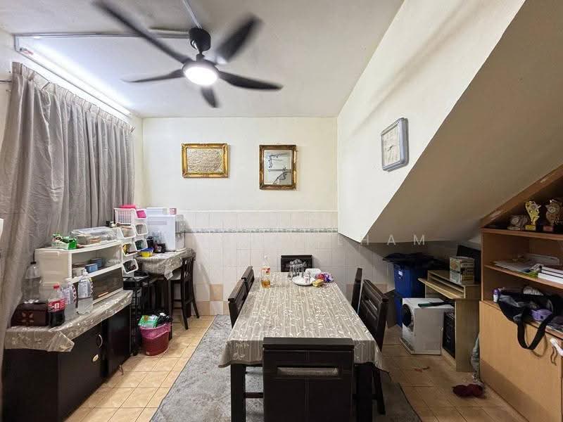 Rumah Teres 2-Tingkat untuk Dijual di Shah Alam (Selangor) - Syamsul Ilham - Dining Room - PropertyGuru.com.my