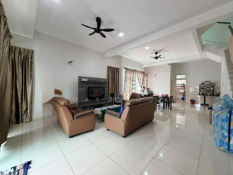 Cluster House for Sale in Iskandar Puteri (Nusajaya) (Johor) - May Khoo - Living Room - PropertyGuru.com.my