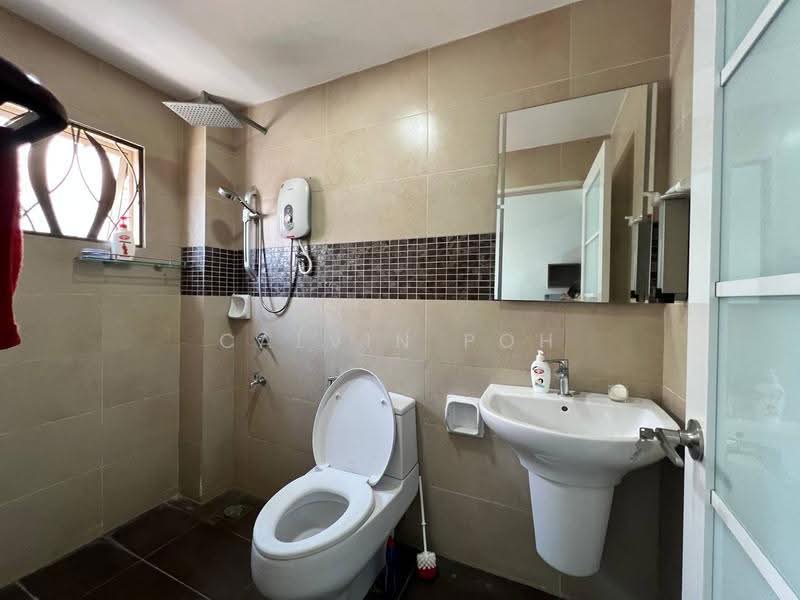 Rumah Teres 2-Tingkat untuk Dijual di Bangsar (Kuala Lumpur) - Calvin Poh - Bathroom - PropertyGuru.com.my