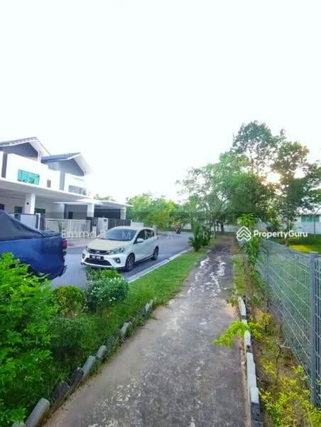 Rumah Teres untuk Dijual di Seremban (Negeri Sembilan) - Emma R - Exterior - PropertyGuru.com.my
