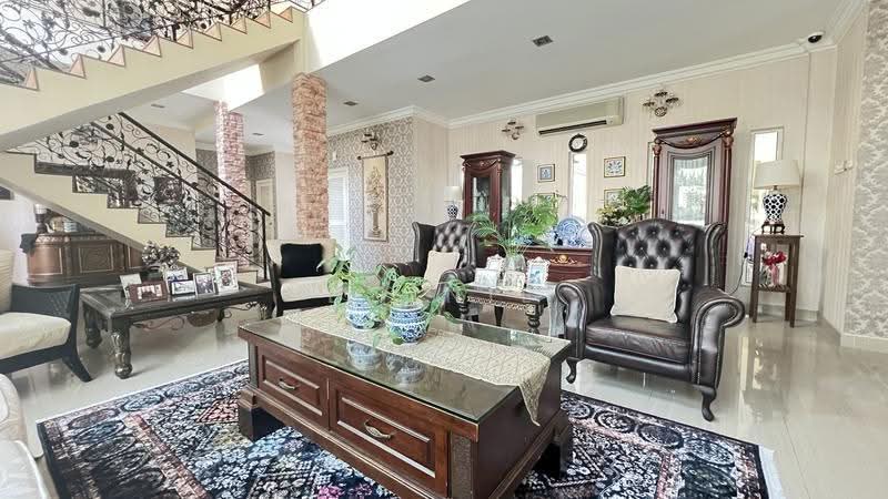 Bungalow House untuk Dijual di Saujana Impian (Kajang) - Dlynie Ooi - Living Room - PropertyGuru.com.my