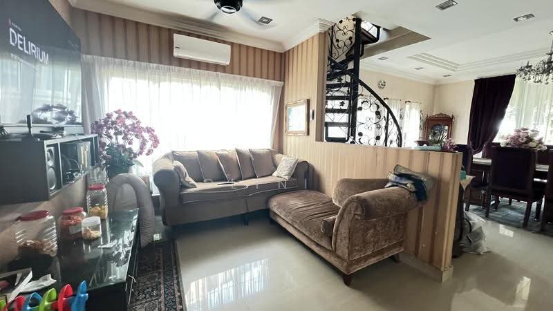 Bungalow House untuk Dijual di Saujana Impian (Kajang) - Dlynie Ooi - Living Room - PropertyGuru.com.my