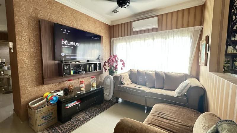 Bungalow House untuk Dijual di Saujana Impian (Kajang) - Dlynie Ooi - Living Room - PropertyGuru.com.my