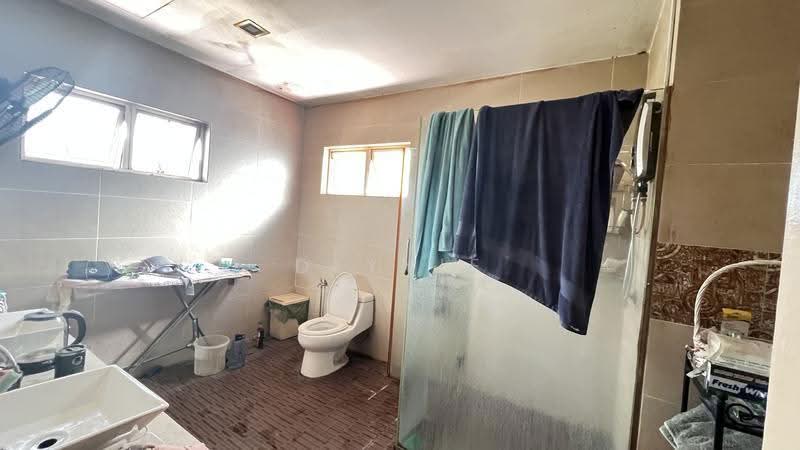 Bungalow House untuk Dijual di Saujana Impian (Kajang) - Dlynie Ooi - Bathroom - PropertyGuru.com.my