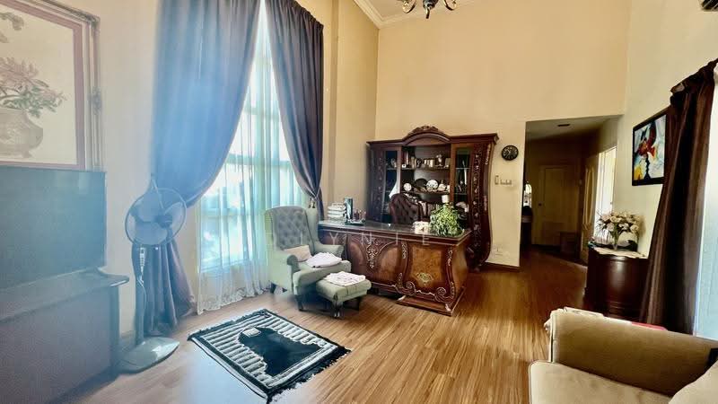 Bungalow House untuk Dijual di Saujana Impian (Kajang) - Dlynie Ooi - Study - PropertyGuru.com.my