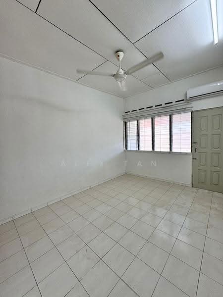 2-storey Terraced House for Rent in Taman Kolam Air (Johor Bahru) - ALEX TAN - PropertyGuru.com.my