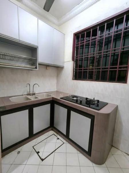 Rumah Teres 2-Tingkat untuk Dijual di Taman Pulai Utama (Skudai) - Ee Fong Toh - Kitchen - PropertyGuru.com.my