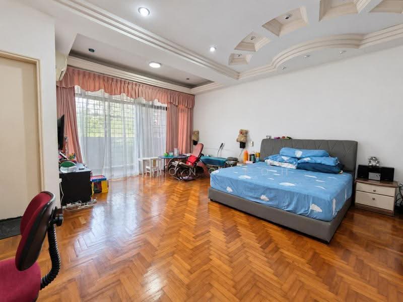 Rumah Teres 2-Tingkat untuk Dijual di Taman Daya (Johor Bahru) - Ee Fong Toh - Bedroom - PropertyGuru.com.my