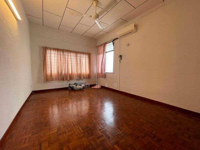 Rumah Berkembar untuk Dijual di Taman Greenview (Jelutong) - Agnes Lim - PropertyGuru.com.my
