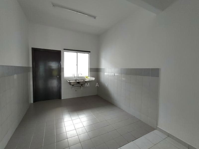 Apartment for Sale at Taman Tropika 2 - May Tai - Kitchen - PropertyGuru.com.my