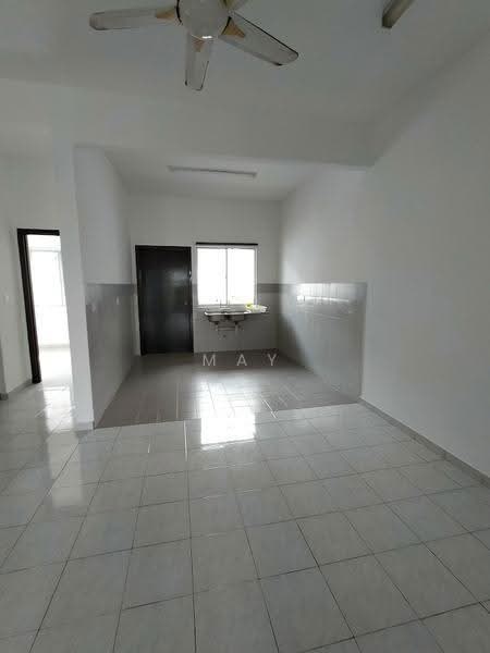 Apartment for Sale at Taman Tropika 2 - May Tai - Kitchen - PropertyGuru.com.my