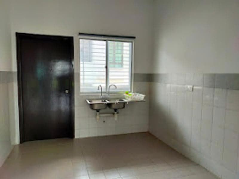 Apartment for Sale at Taman Tropika 2 - May Tai - Kitchen - PropertyGuru.com.my