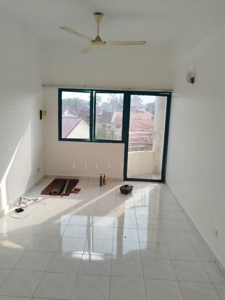 Kondominium untuk Disewa di Pierce Palace - Lilly . - Balcony - PropertyGuru.com.my