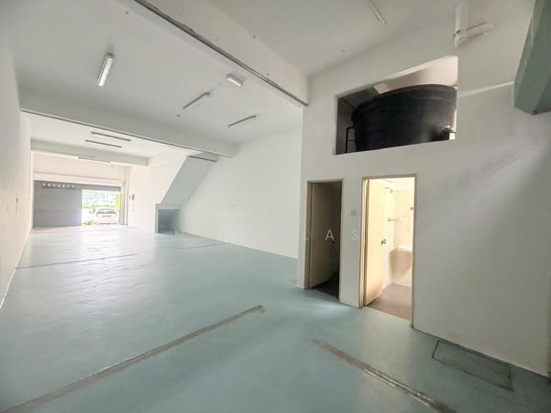 Shop for Rent in Kampung Sri Cheeding (Jenjarom) - Nicholas Lim - Interior - PropertyGuru.com.my