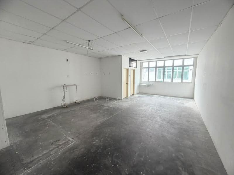 Shop for Rent in Kampung Sri Cheeding (Jenjarom) - Nicholas Lim - Interior - PropertyGuru.com.my