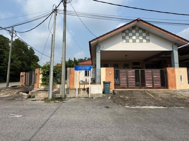 Semi-Detached House for Sale in Kuantan (Pahang) - Faiz Azmi - Exterior - PropertyGuru.com.my