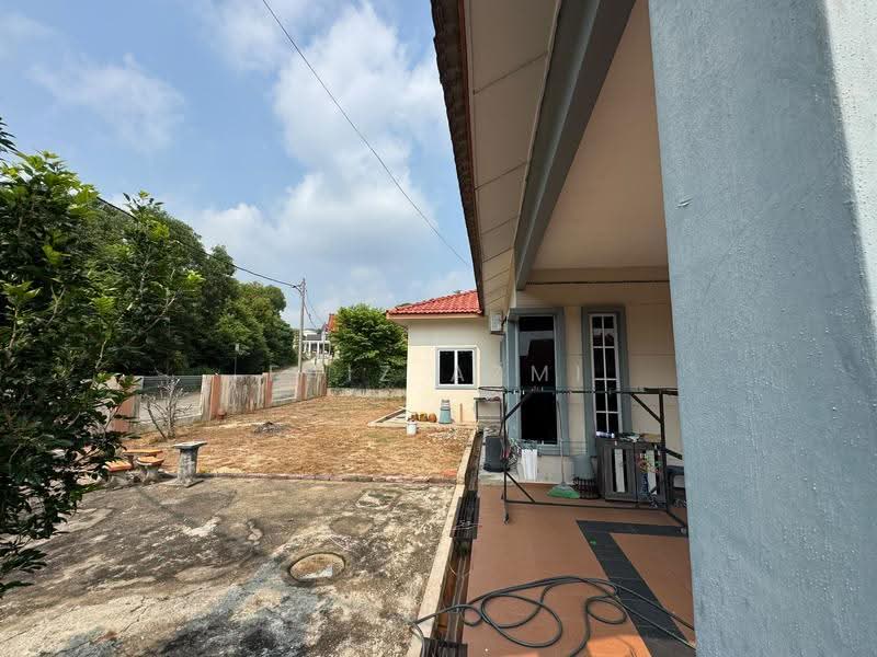 Semi-Detached House for Sale in Kuantan (Pahang) - Faiz Azmi - Exterior - PropertyGuru.com.my