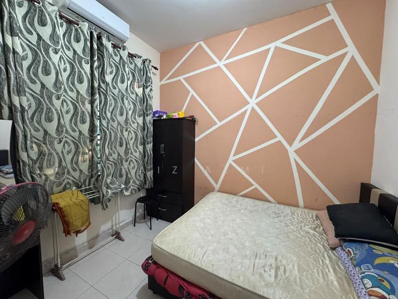 Semi-Detached House for Sale in Kuantan (Pahang) - Faiz Azmi - Bedroom - PropertyGuru.com.my