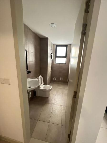 Kediaman Servis untuk Dijual di Savio @ Riana Dutamas - Leon Teh - Bathroom - PropertyGuru.com.my