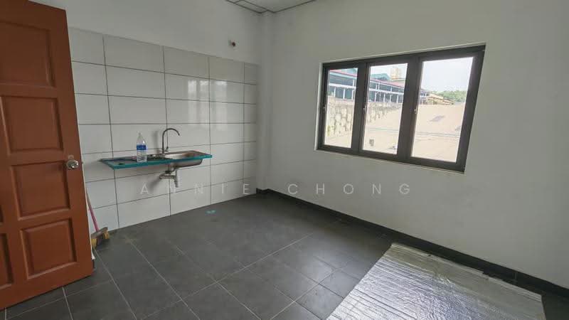 Gudang untuk Dijual di Taman Balakong Jaya (Balakong) - Annie Chong - Interior - PropertyGuru.com.my