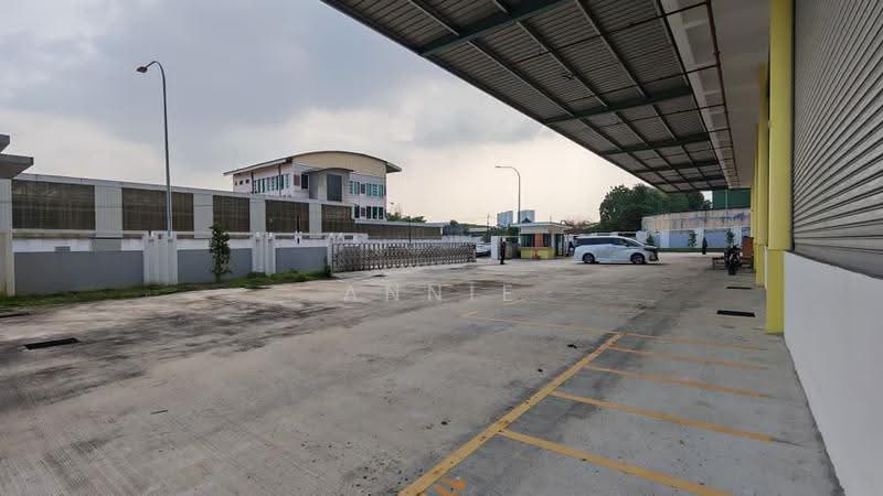 Gudang untuk Dijual di Taman Balakong Jaya (Balakong) - Annie Chong - Exterior - PropertyGuru.com.my