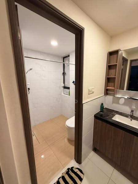 Service Residence for Sale at Country Garden Central Park - M Aidil - Bathroom - PropertyGuru.com.my